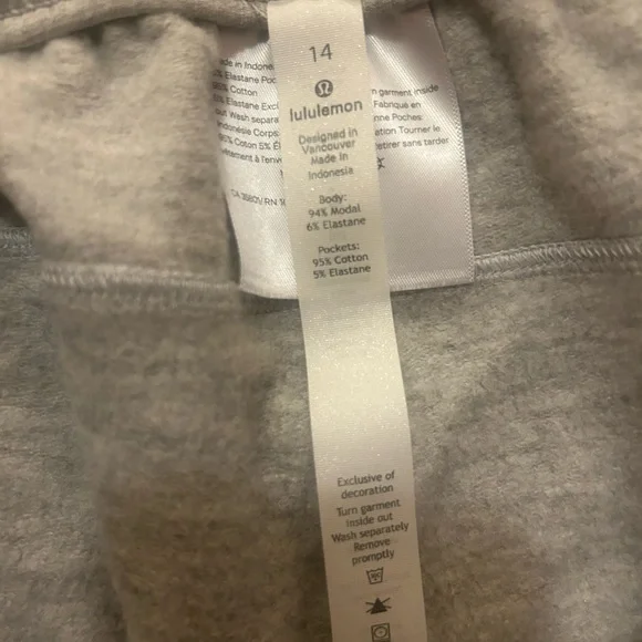 NWT Lululemon Mellow In HR Lounge Shorts | Light Gray | Size 14 Women’s - Picture 6 of 8